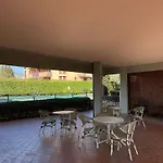 3v Ugo Whit Pool Bardolino