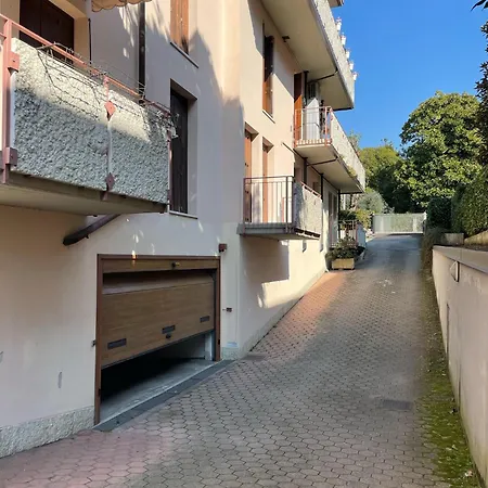 3v Ugo Whit Pool Apartment Bardolino